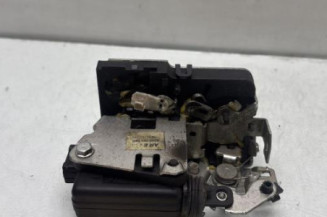 Serrure arriere droit DACIA DUSTER 1