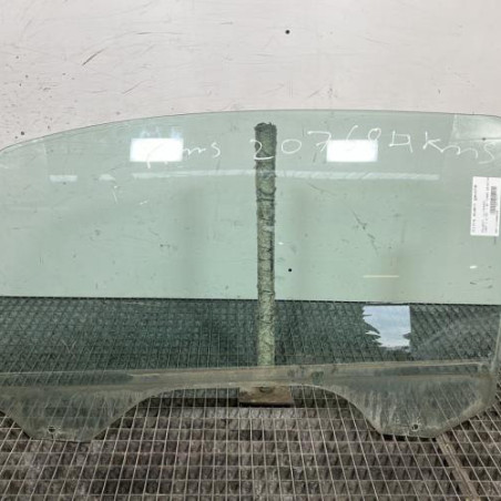 Vitre avant gauche PEUGEOT 1007 Photo n°1