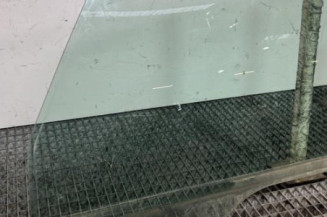 Vitre avant gauche PEUGEOT 1007