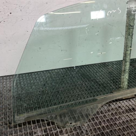 Vitre avant gauche PEUGEOT 1007