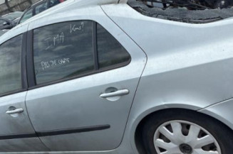 Vitre avant gauche RENAULT LAGUNA 2