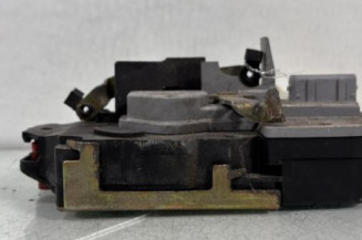 Serrure arriere gauche PEUGEOT 206 Photo n°1