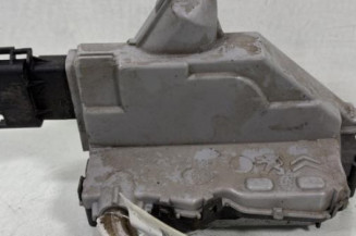 Serrure arriere gauche PEUGEOT 5008 1