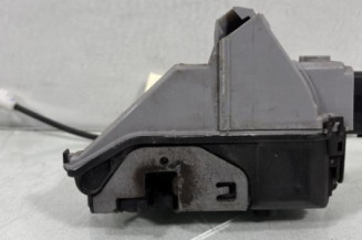 Serrure arriere gauche PEUGEOT 5008 1