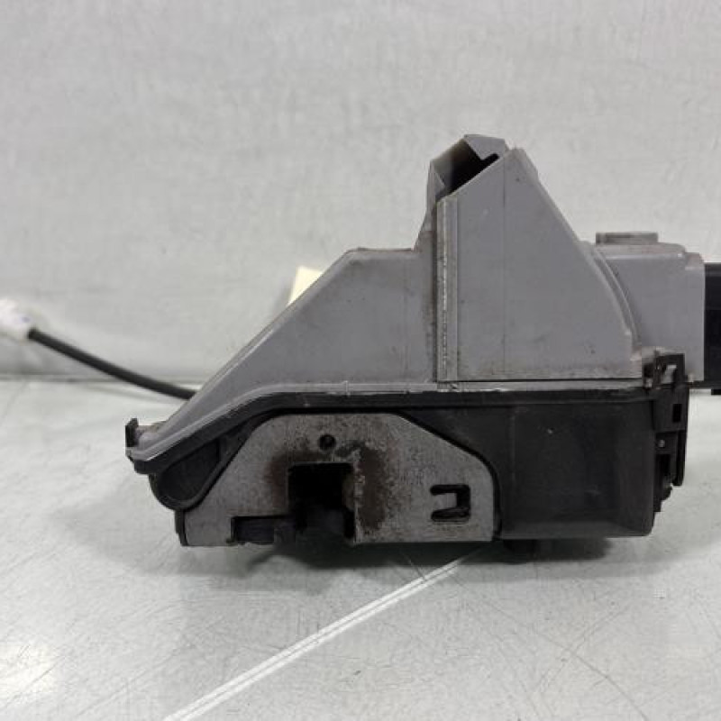 Serrure arriere gauche PEUGEOT 5008 1 Photo n°3