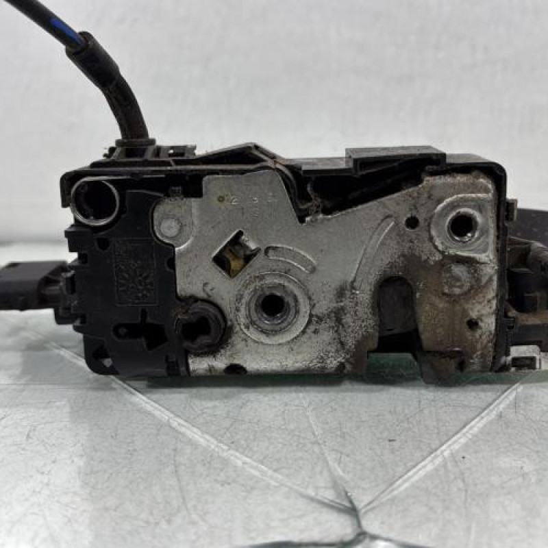 Serrure avant gauche PEUGEOT 207 Photo n°4