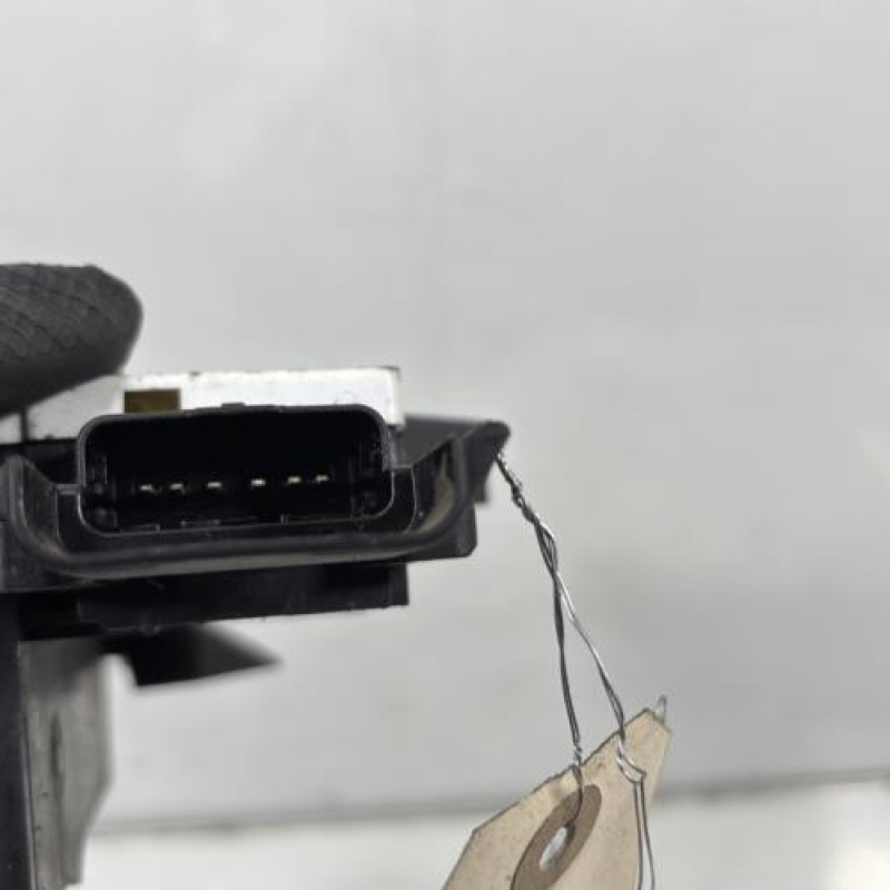 Serrure avant gauche PEUGEOT 207 Photo n°6