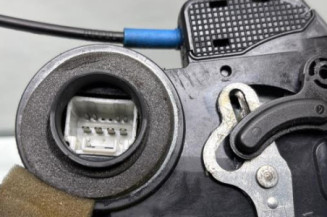 Serrure arriere gauche LEXUS IS 2