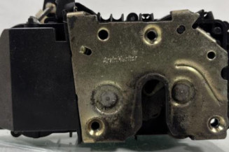 Serrure avant droit PEUGEOT 307