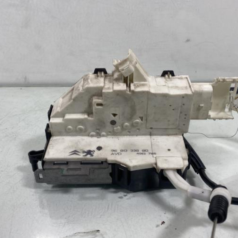 Serrure avant droit PEUGEOT 1007 Photo n°2