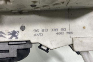 Serrure avant droit PEUGEOT 1007