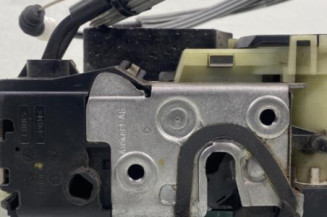 Serrure avant gauche PEUGEOT 1007