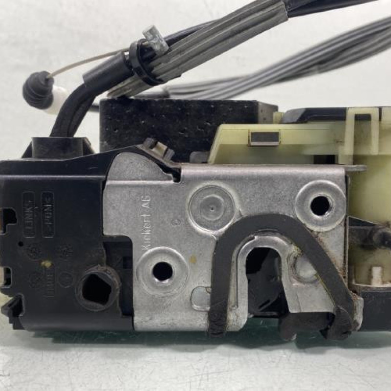 Serrure avant gauche PEUGEOT 1007 Photo n°5