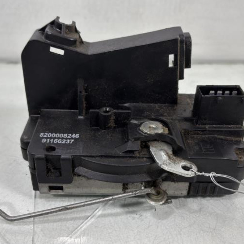 Serrure avant gauche RENAULT TRAFIC 2 Photo n°1