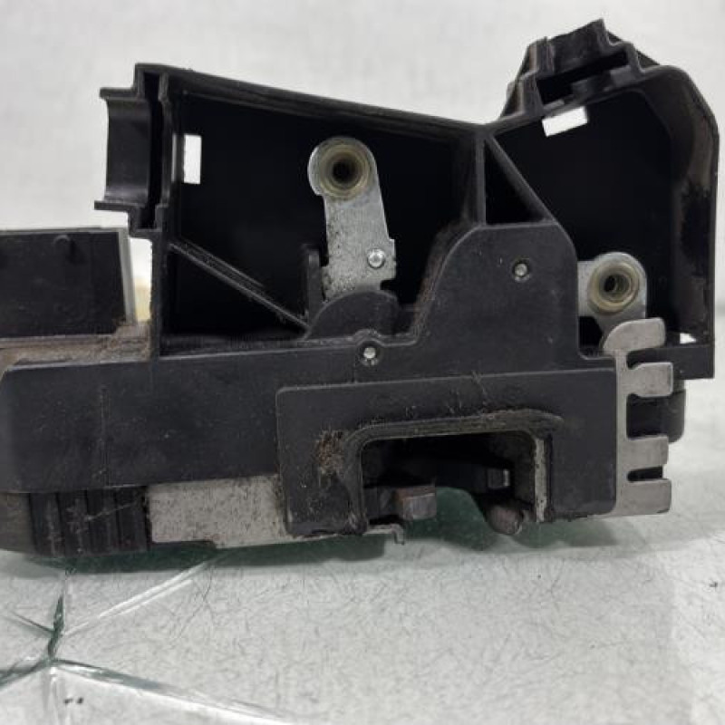 Serrure avant gauche RENAULT TRAFIC 2 Photo n°3