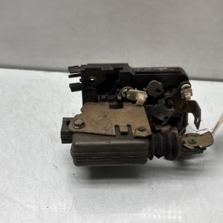 Serrure avant droit RENAULT CLIO 1