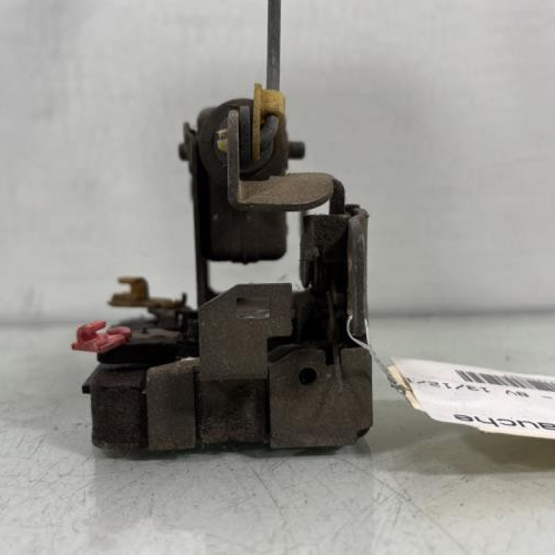 Serrure avant gauche RENAULT CLIO 1 Photo n°4