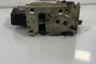 Serrure arriere gauche PEUGEOT 205