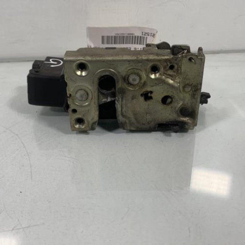 Serrure arriere gauche PEUGEOT 205 Photo n°4