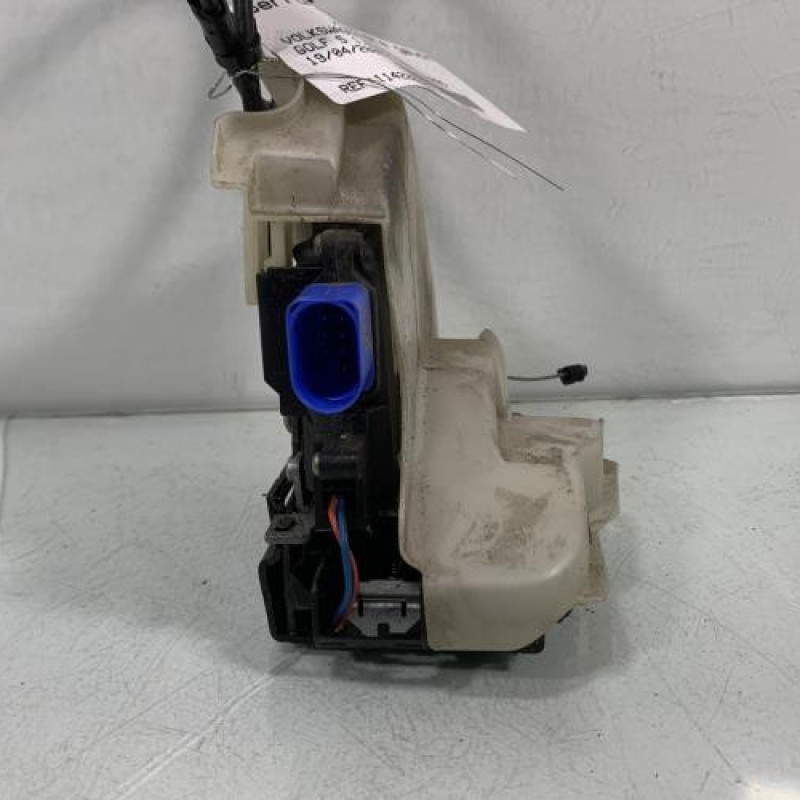 Serrure arriere gauche VOLKSWAGEN GOLF 5 Photo n°3