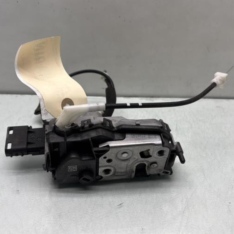 Serrure arriere gauche PEUGEOT 3008 1 Photo n°1