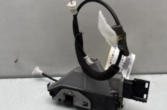 Serrure arriere gauche PEUGEOT 3008 1