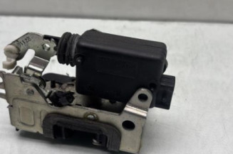 Serrure arriere gauche DACIA DUSTER 1