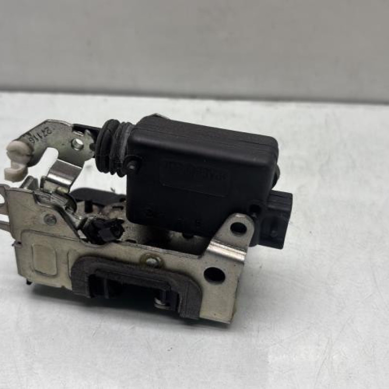 Serrure arriere gauche DACIA DUSTER 1 Photo n°3