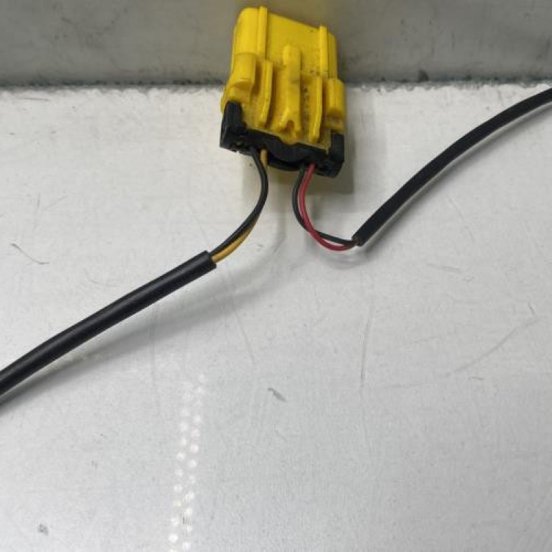 Pretensionneur de ceinture avant gauche PEUGEOT BOXER 3 Photo n°4