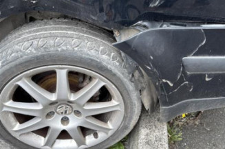 Aile avant droit VOLKSWAGEN PASSAT 4