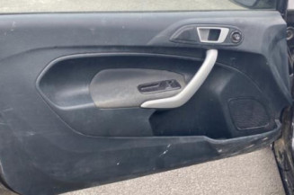 Aile avant droit FORD FIESTA 6