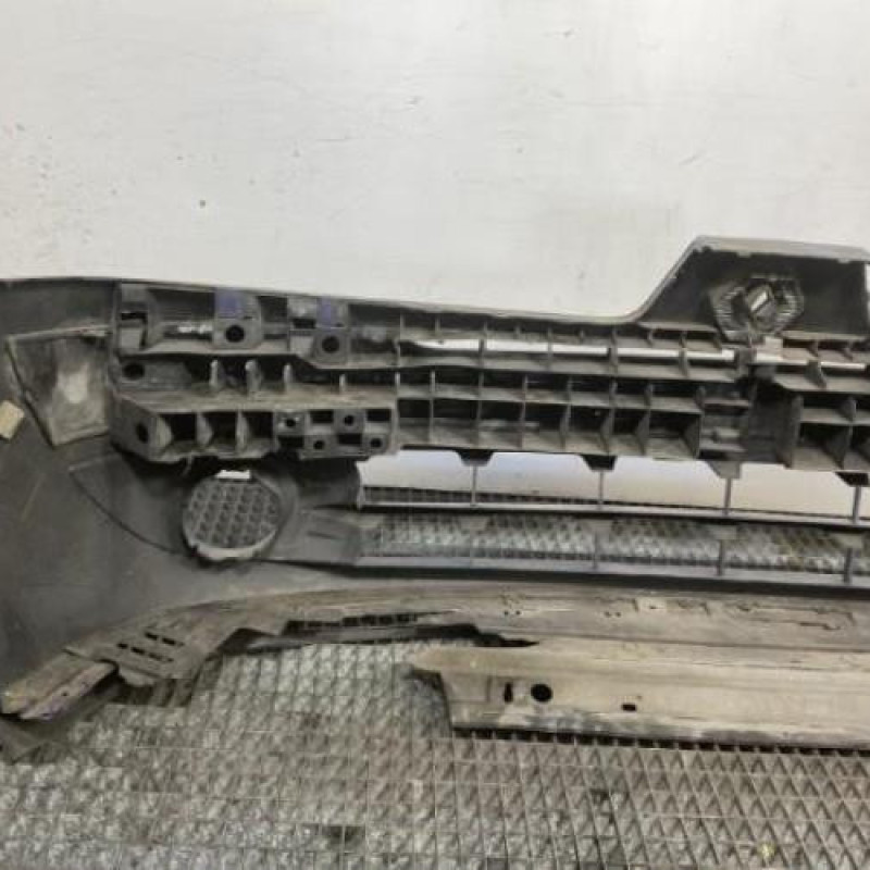 Pare choc avant RENAULT CLIO 2 Photo n°7