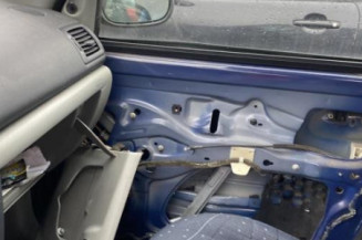 Pare choc avant RENAULT CLIO 2