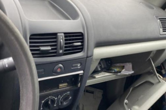 Pare choc avant RENAULT CLIO 2