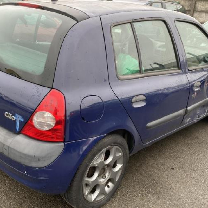 Pare choc avant RENAULT CLIO 2 Photo n°20