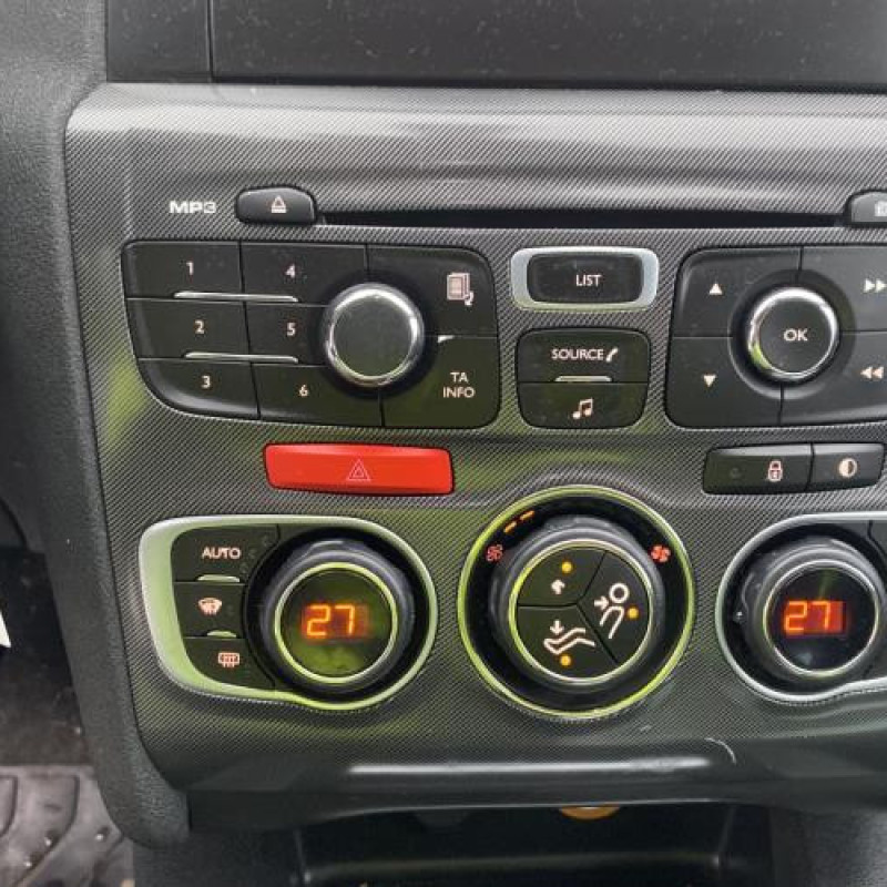 Moteur CITROEN C4 2 Photo n°17