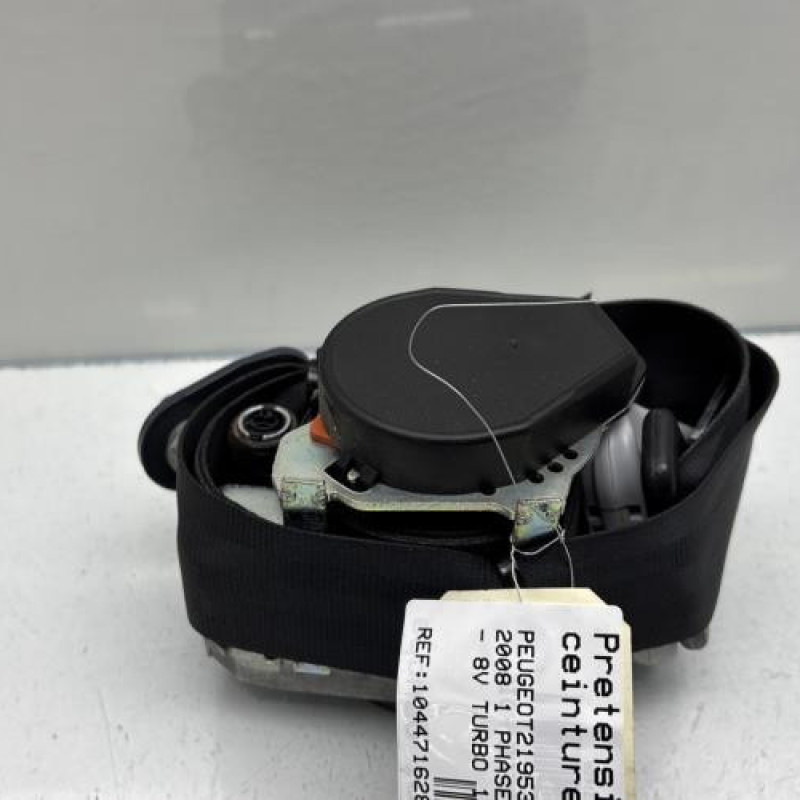 Pretensionneur de ceinture avant gauche PEUGEOT 2008 1 Photo n°1