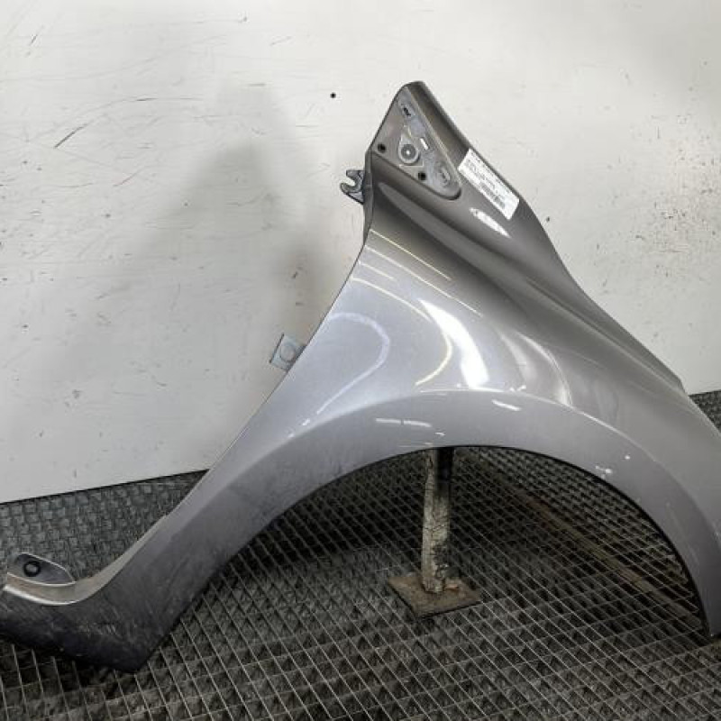 Aile avant gauche RENAULT CLIO 4 Photo n°3