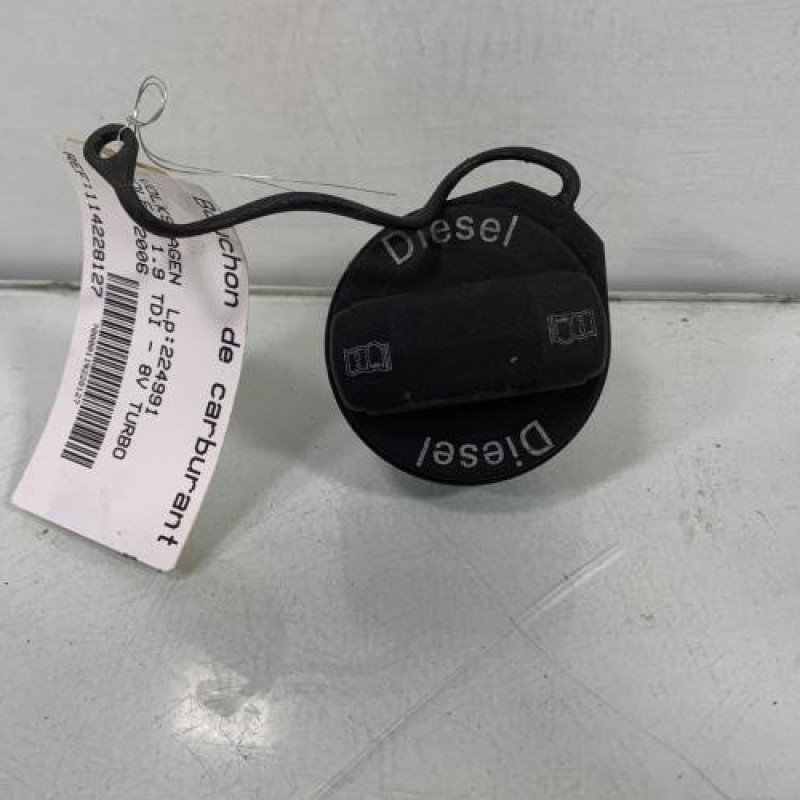 Bouchon de carburant VOLKSWAGEN GOLF 5 Photo n°1