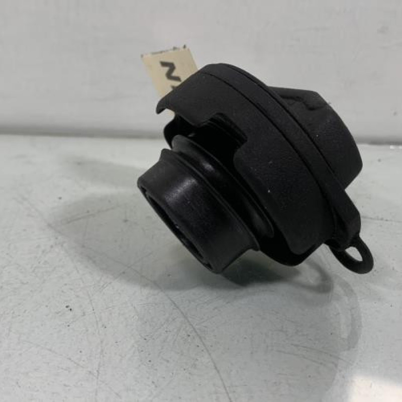 Bouchon de carburant VOLKSWAGEN GOLF 5 Photo n°3