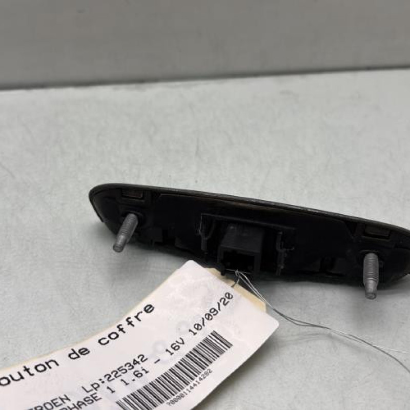 Bouton de coffre CITROEN C4 1 Photo n°2