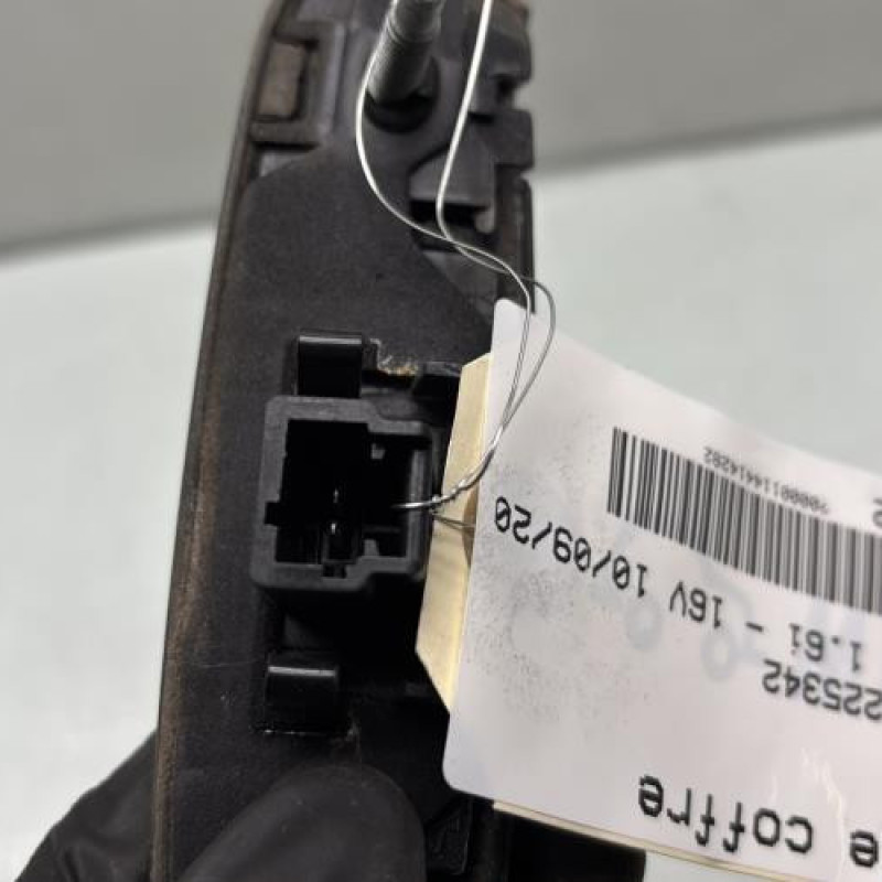 Bouton de coffre CITROEN C4 1 Photo n°3