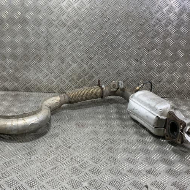 Catalyseur (echappement) PEUGEOT 208 2 Photo n°1