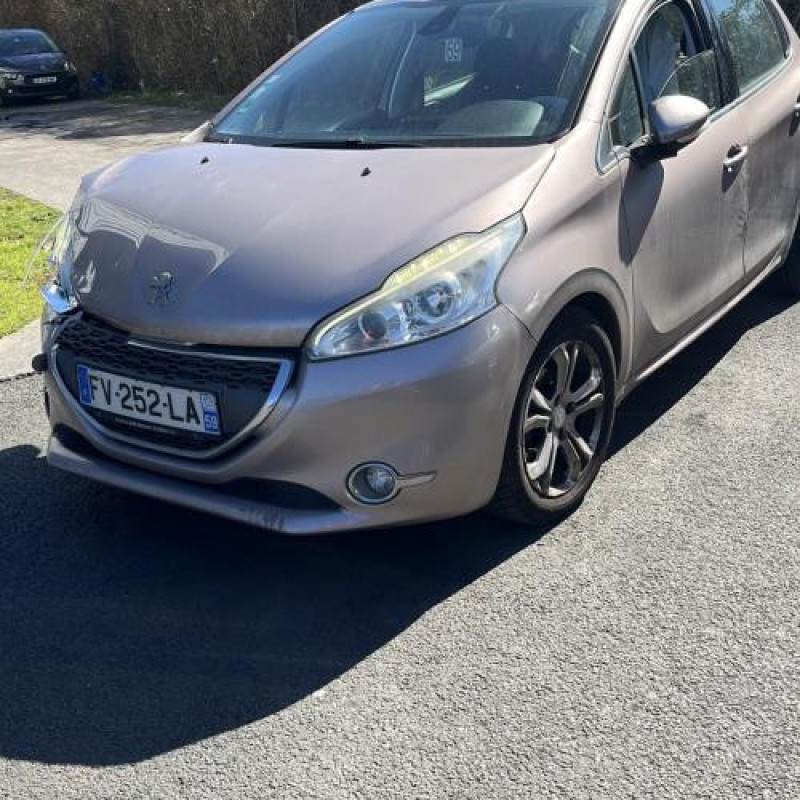 Pare choc arriere PEUGEOT 208 1 Photo n°7