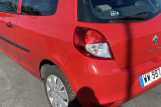 Malle/Hayon arriere RENAULT CLIO 3