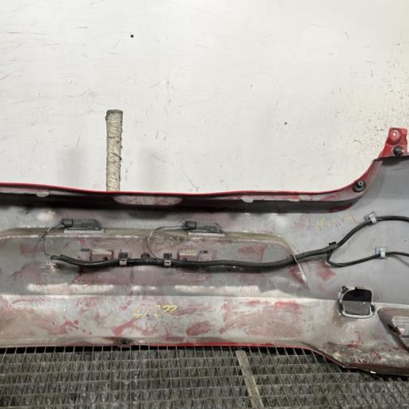 Pare choc arriere RENAULT CLIO 3 Photo n°5