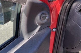 Pare choc arriere RENAULT CLIO 3