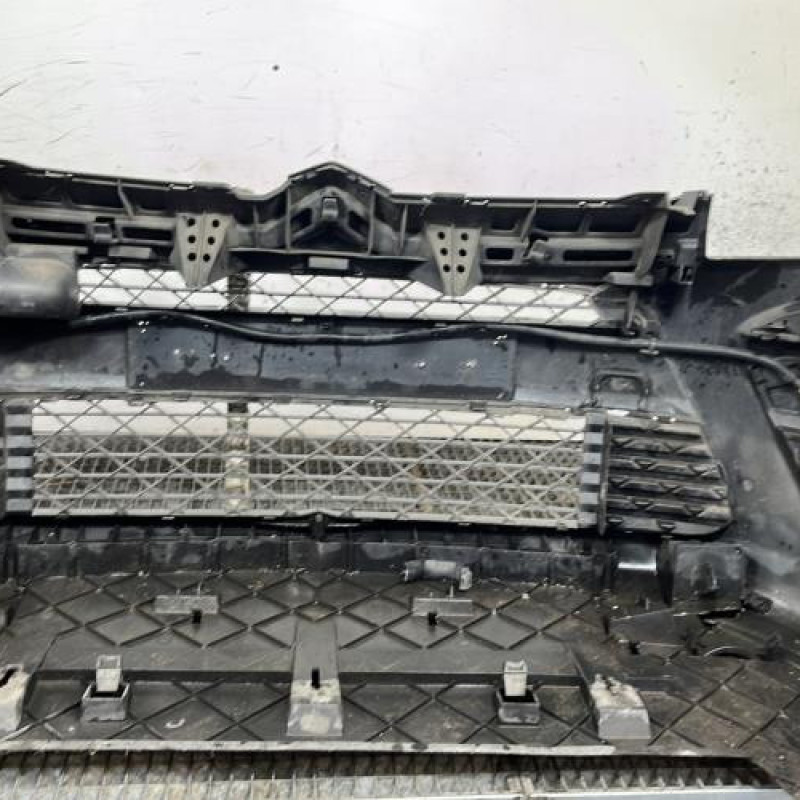 Pare choc avant CITROEN C4 PICASSO 1 Photo n°5