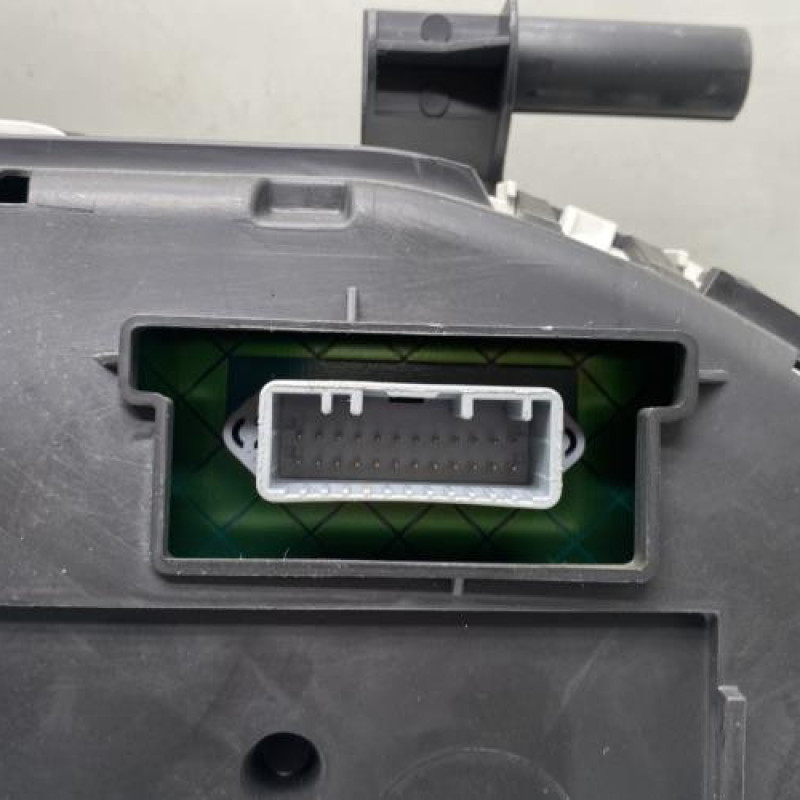 Compteur RENAULT CLIO 3 Photo n°4