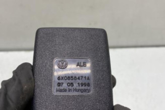 Attache ceinture avant gauche VOLKSWAGEN LUPO
